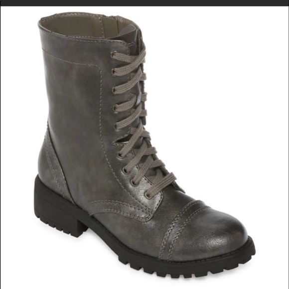 arizona Shoes - NWT combat boots